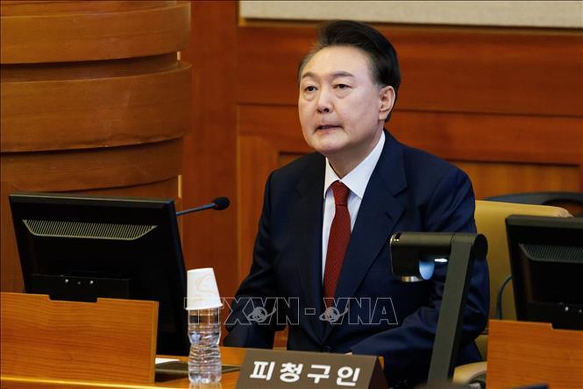 윤석열 전 대통령, 선거법 위반 징역 1년 6개월·집행유예 3년 선고
